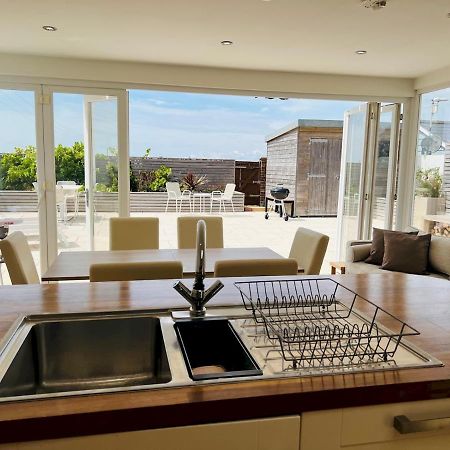 Pass The Keys Fabulous Beach Front Holiday Location Lydd Eksteriør billede