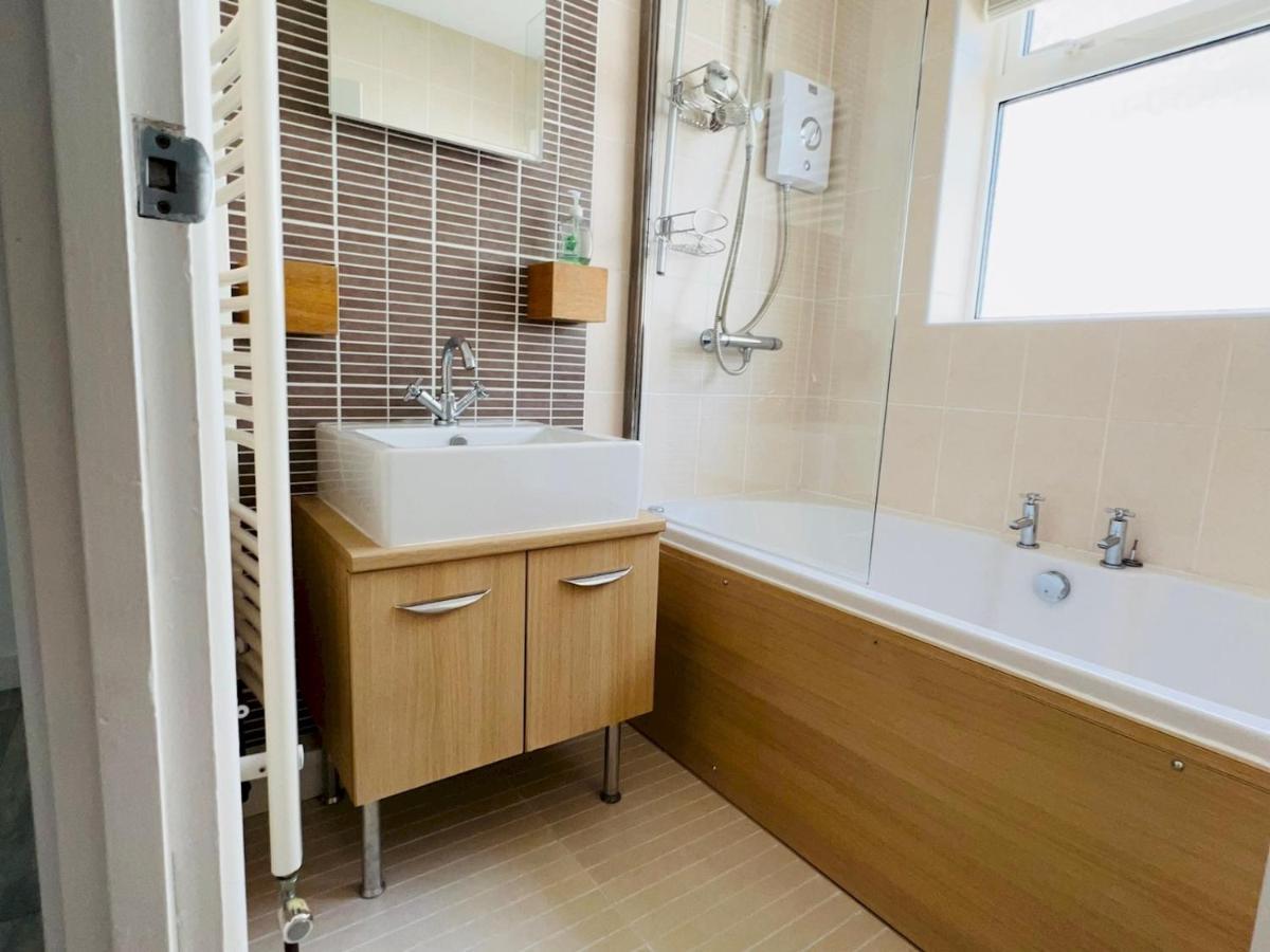 Pass The Keys Fabulous Beach Front Holiday Location Lydd Eksteriør billede
