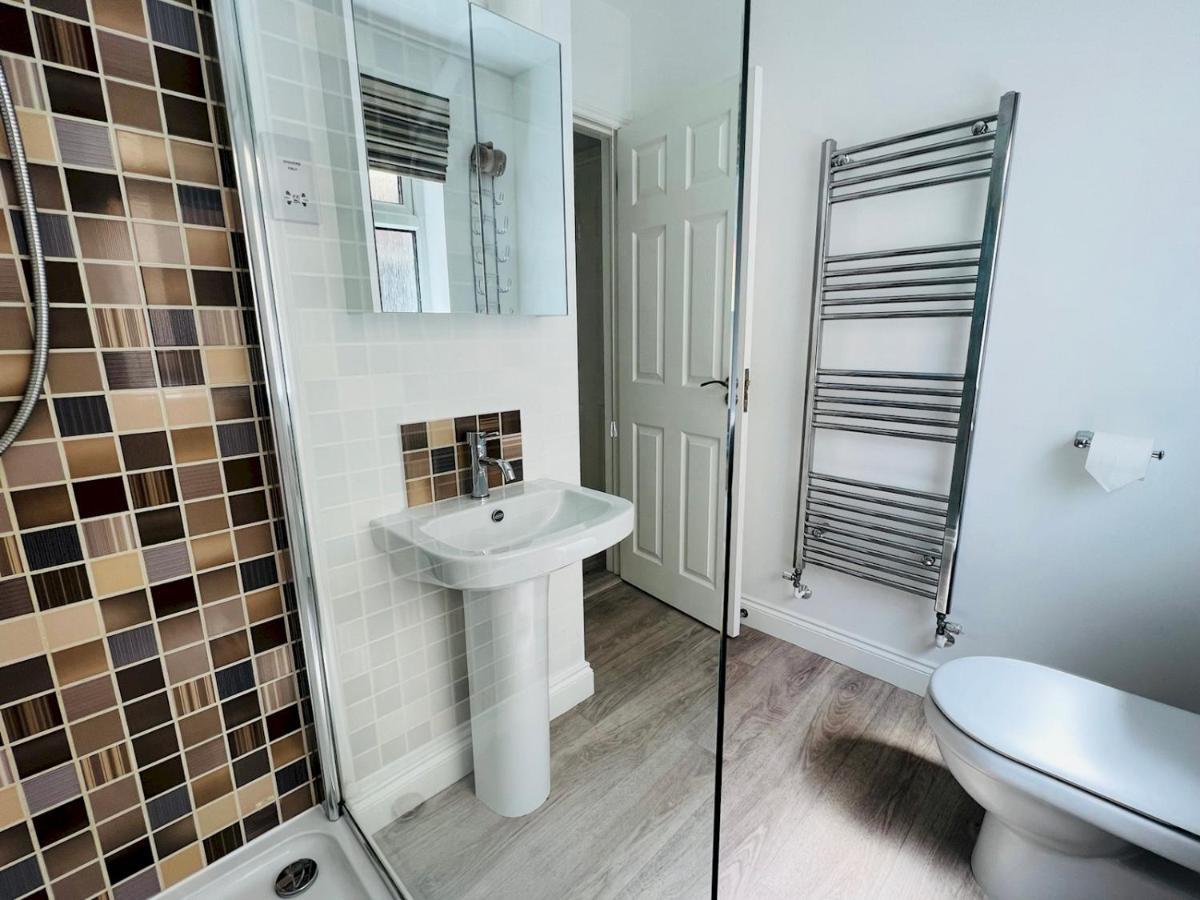 Pass The Keys Fabulous Beach Front Holiday Location Lydd Eksteriør billede