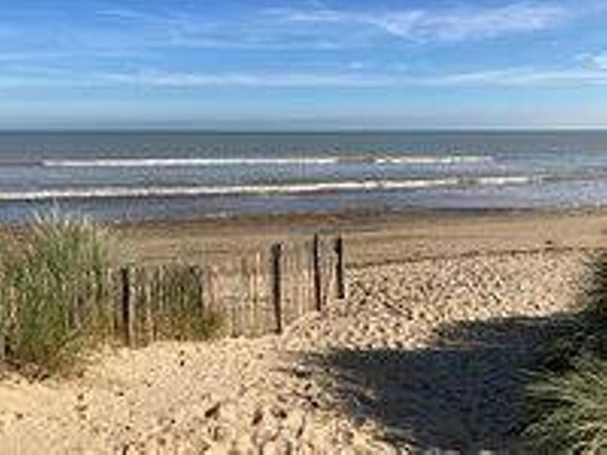Pass The Keys Fabulous Beach Front Holiday Location Lydd Eksteriør billede